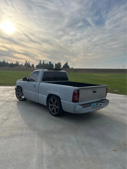 2004 Chevrolet Silverado 1st Gen - Image 3 of 12