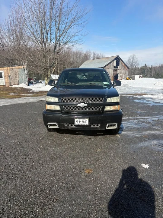 2004 Chevrolet Silverado 1st Gen - Image 2 of 9