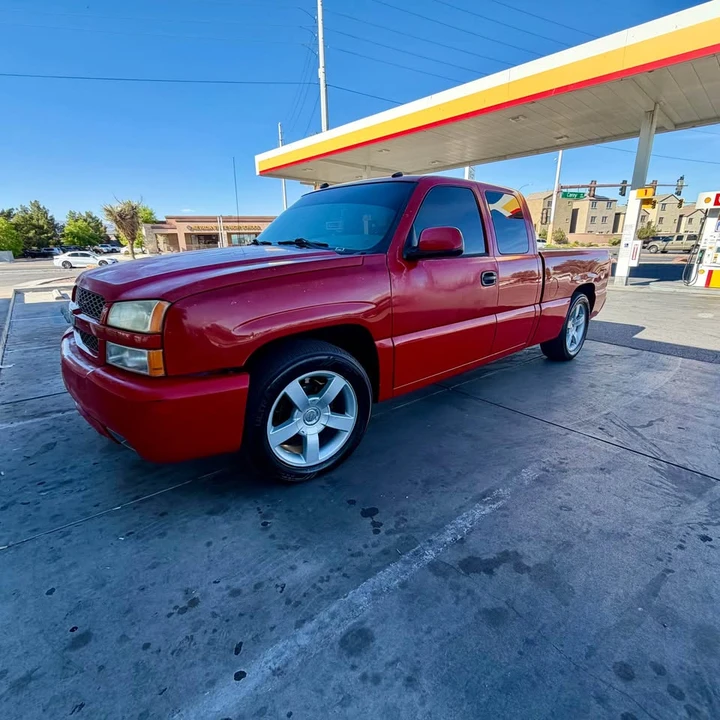 2004 Chevrolet SS - Image 2 of 9