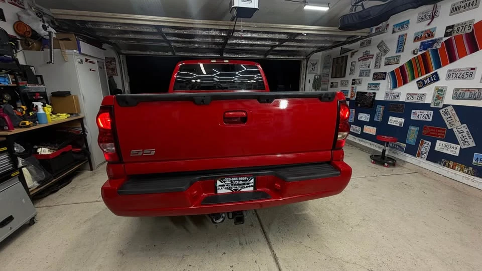 2004 Chevrolet SS - Image 7 of 17