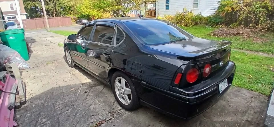 2004 Chevrolet SS - Image 2 of 7