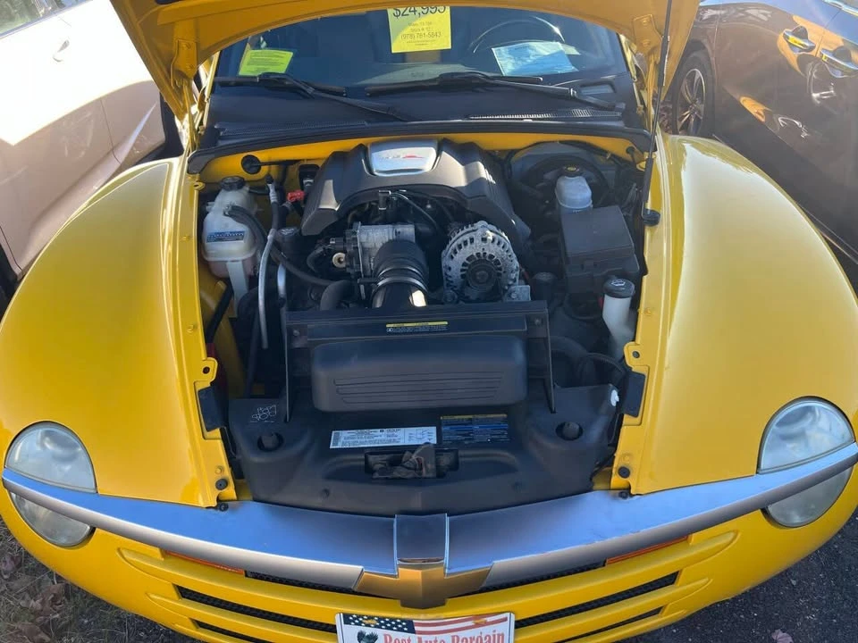 2004 Chevrolet SSR - Image 18 of 18