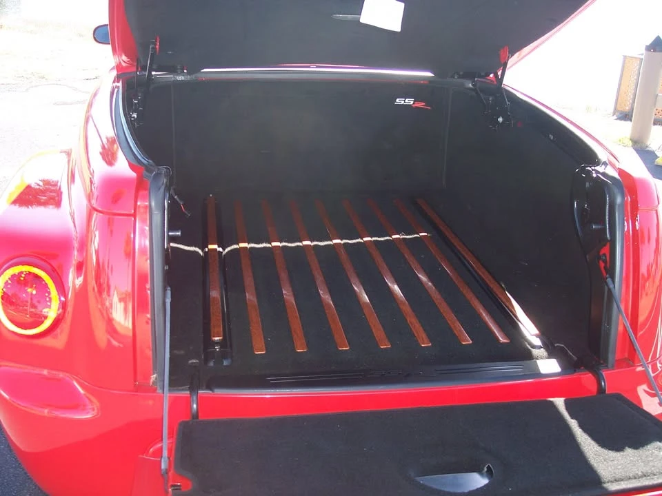 2004 Chevrolet SSR - Image 8 of 10
