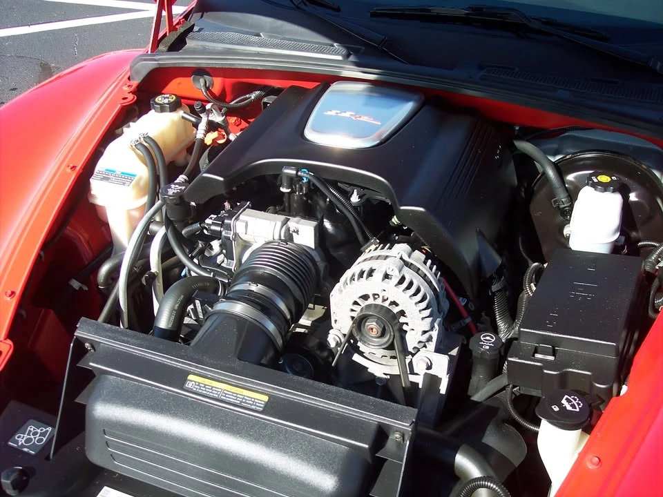 2004 Chevrolet SSR - Image 5 of 10