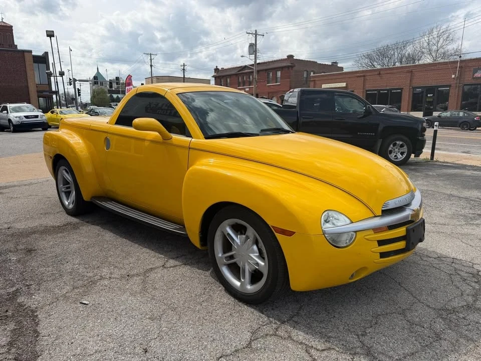 2004 Chevrolet SSR - Image 4 of 13