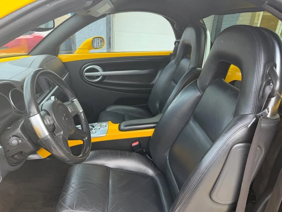 2004 Chevrolet SSR - Image 10 of 13