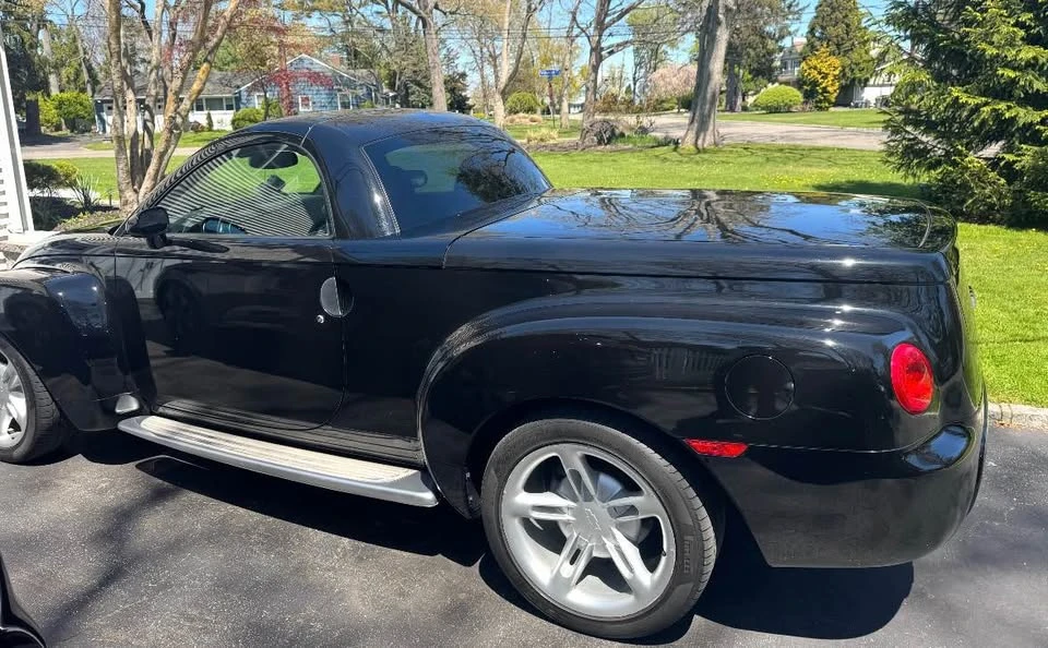 2004 Chevrolet SSR - Image 6 of 11