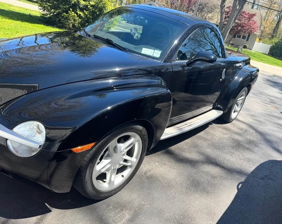 2004 Chevrolet SSR - Image 5 of 11