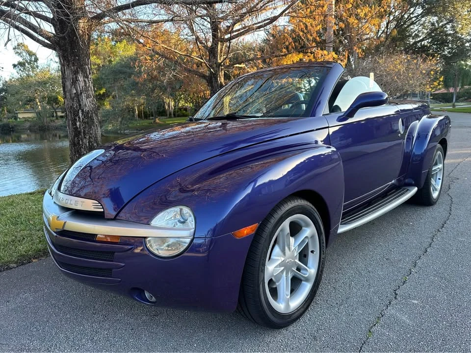 2004 Chevrolet SSR - Image 6 of 20