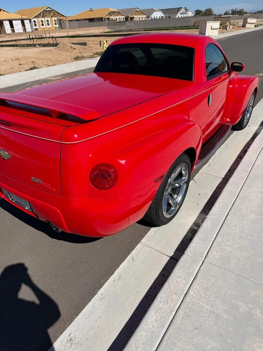 2004 Chevrolet SSR - Image 14 of 17