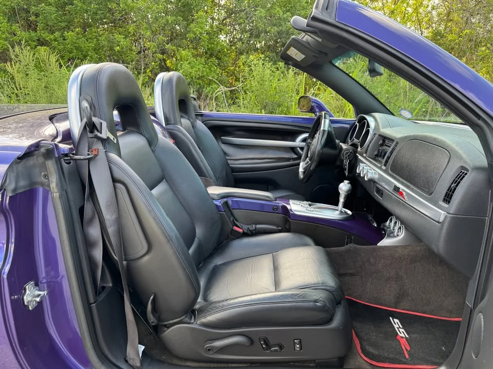2004 Chevrolet SSR - Image 10 of 18