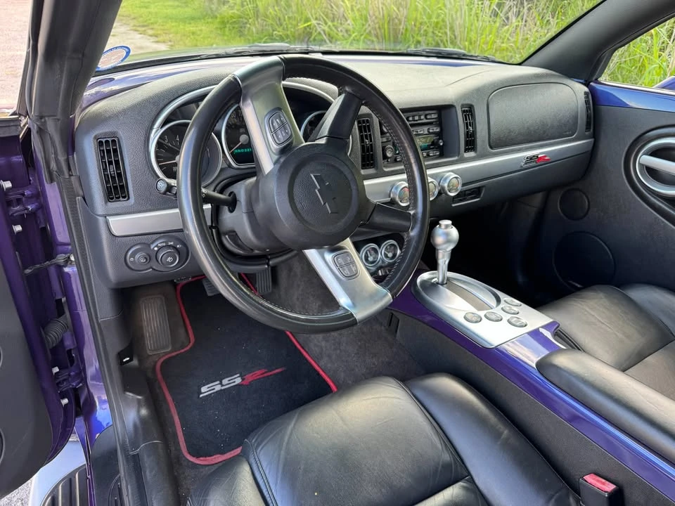 2004 Chevrolet SSR - Image 5 of 18