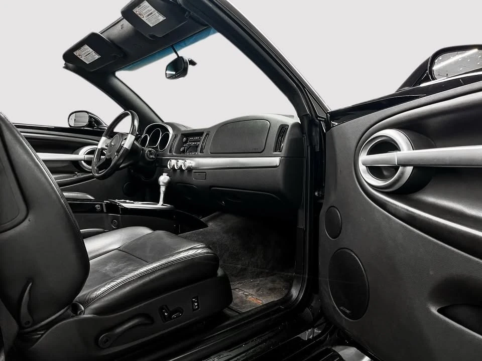 2004 Chevrolet SSR - Image 20 of 20