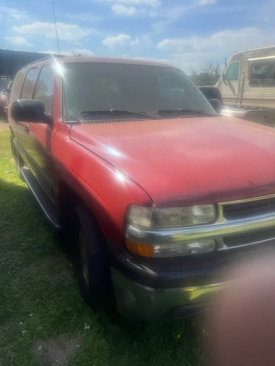 2004 Chevrolet Suburban 9th Gen - Image 4 of 6