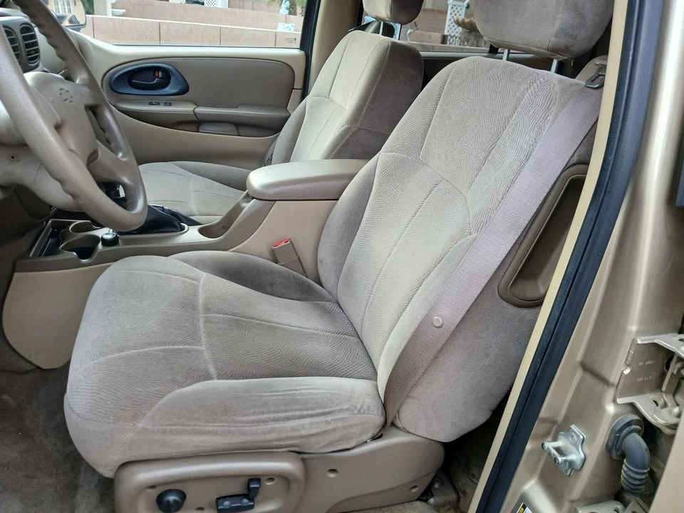 2004 Chevrolet Trailblazer - Image 7 of 16
