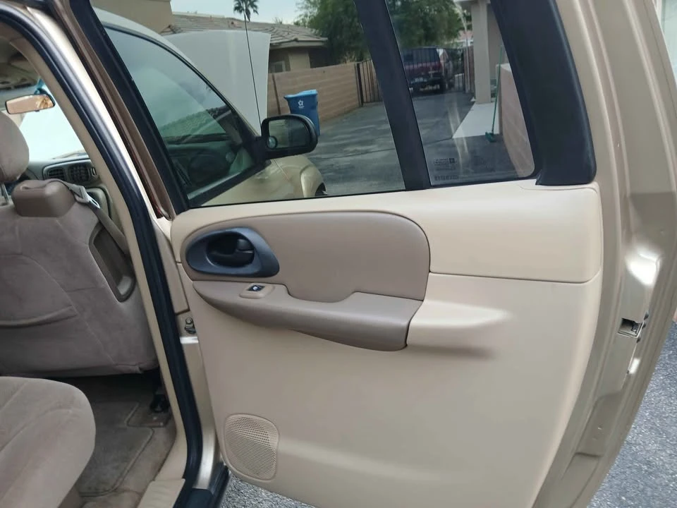 2004 Chevrolet Trailblazer - Image 13 of 16