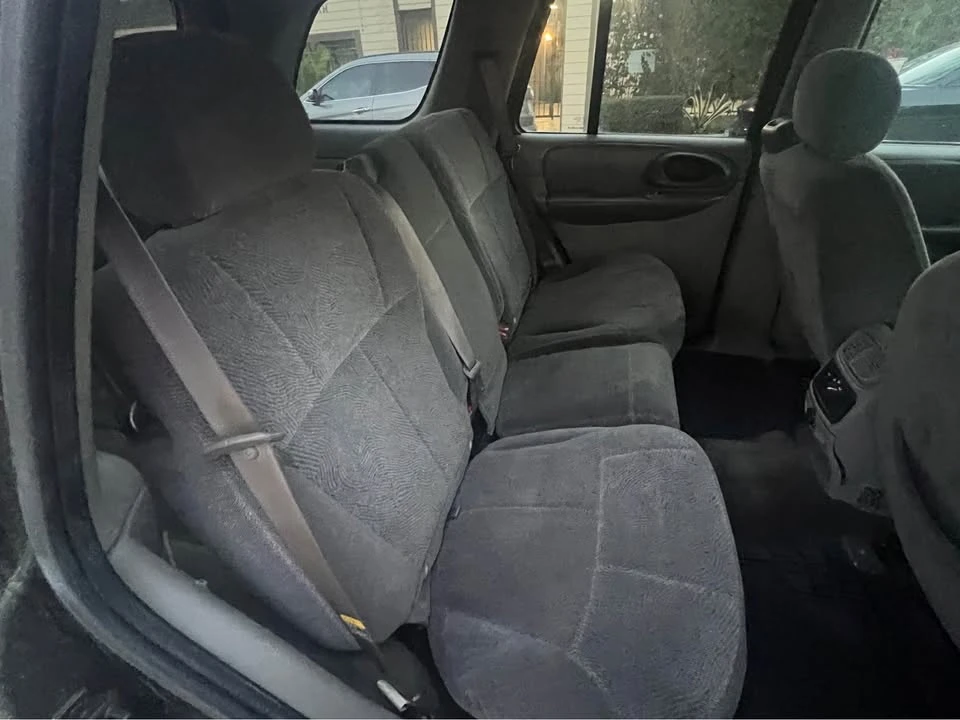 2004 Chevrolet Trailblazer - Image 11 of 15