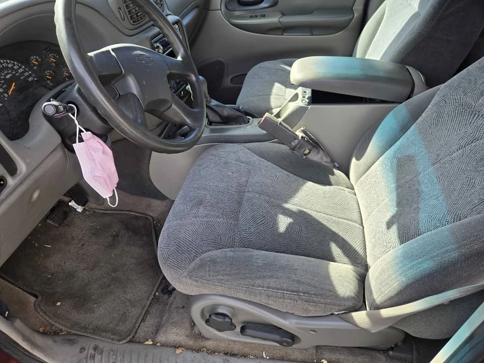 2004 Chevrolet Trailblazer - Image 5 of 5
