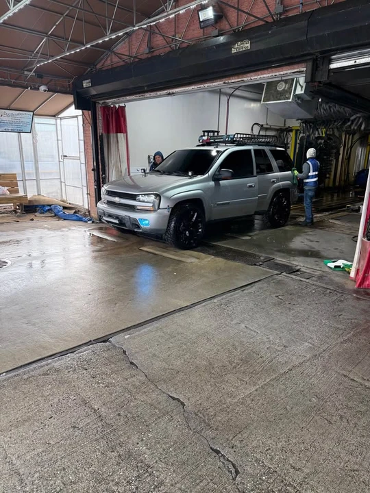 2004 Chevrolet Trailblazer - Image 8 of 10