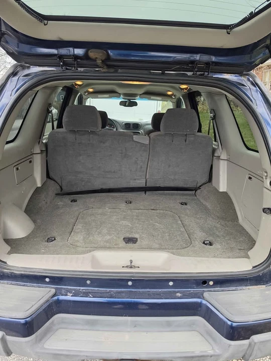 2004 Chevrolet Trailblazer - Image 6 of 9
