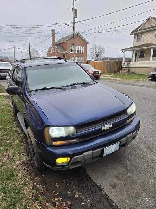 2004 Chevrolet Trailblazer - Image 8 of 9