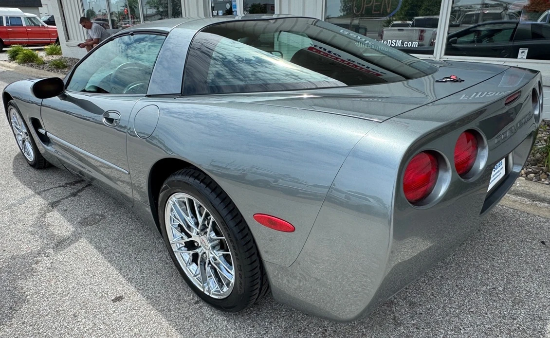 2004 Chevrolet Corvette C5 - Image 2 of 10
