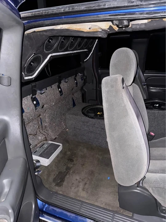 2004 Chevrolet Silverado 1st Gen - Image 4 of 10