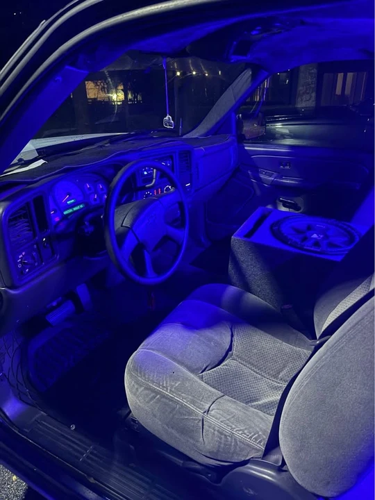 2004 Chevrolet Silverado 1st Gen - Image 3 of 10