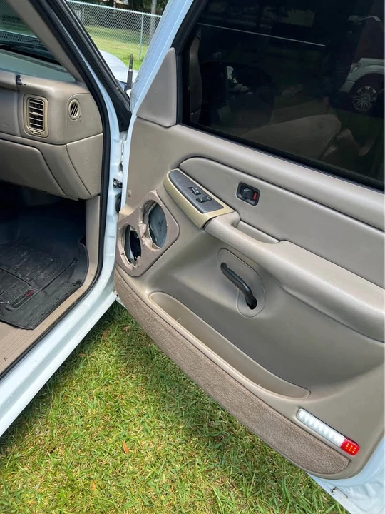 2004 Chevrolet Silverado 1st Gen - Image 6 of 9