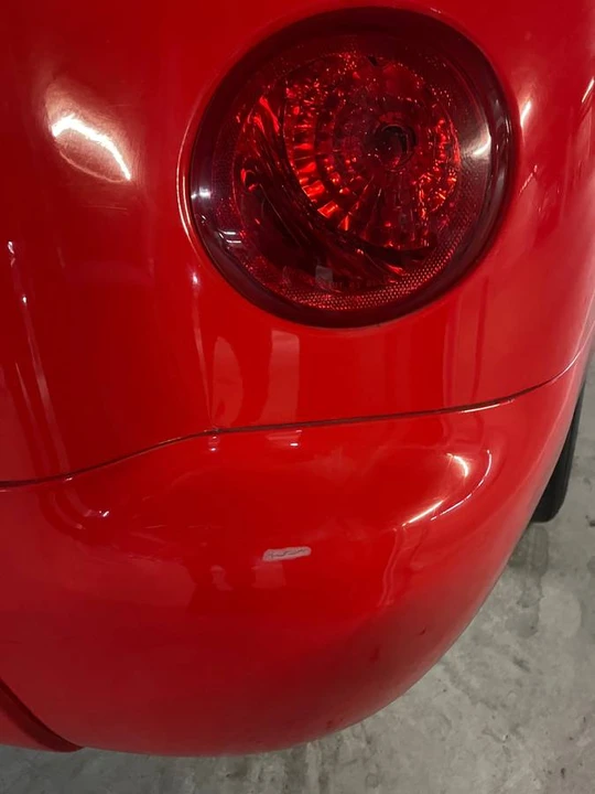 2004 Chevrolet SSR - Image 18 of 22
