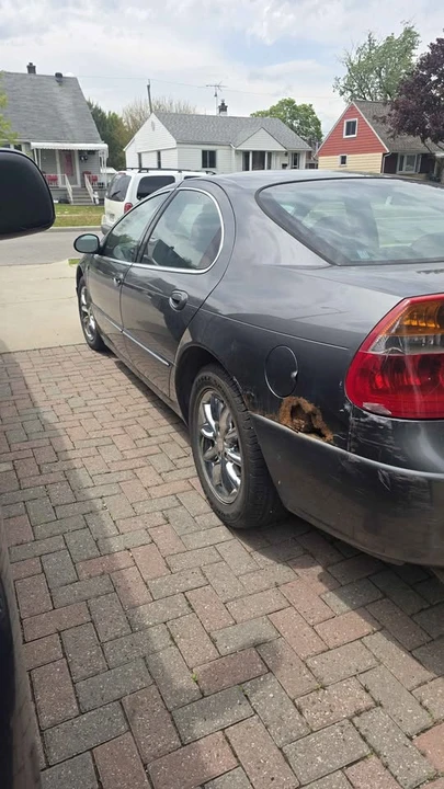 2004 Chrysler 300 - Image 10 of 10