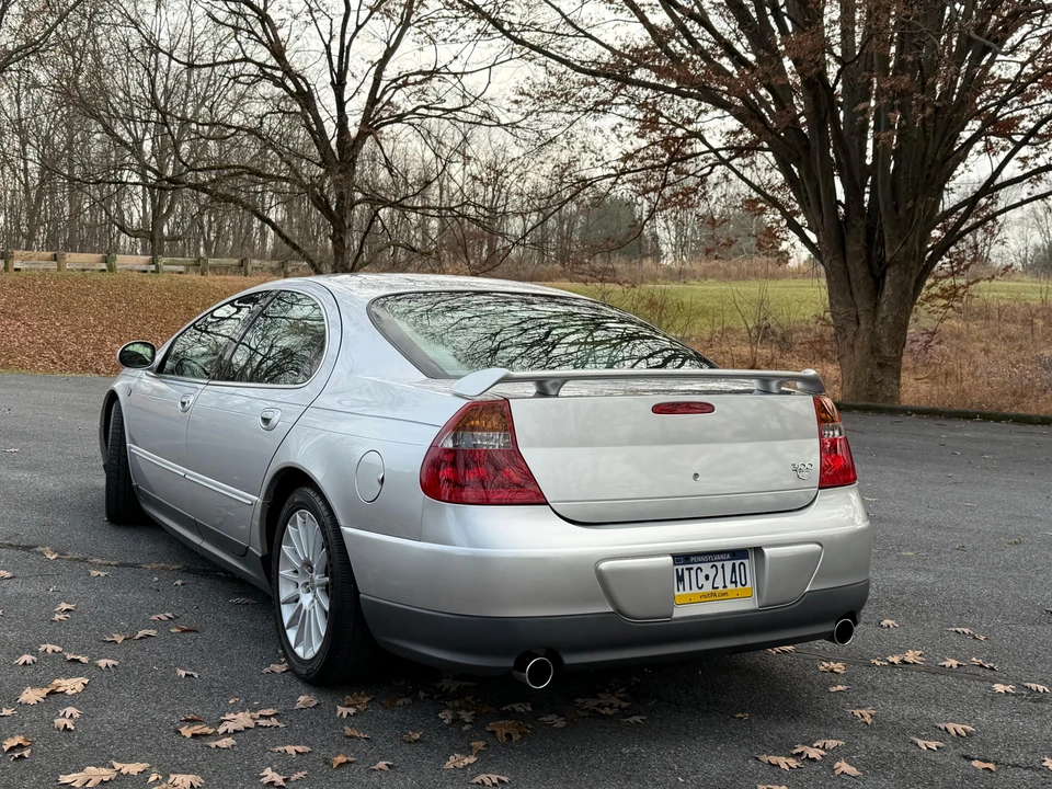 2004 Chrysler 300 - Image 10 of 31