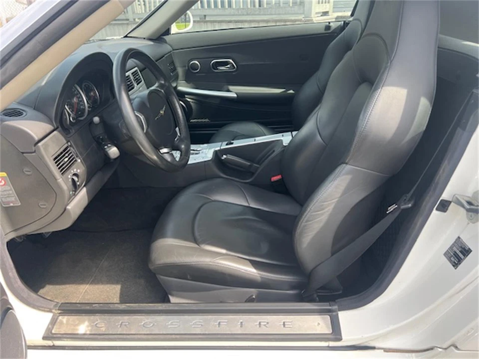 2004 Chrysler Crossfire - Image 12 of 25