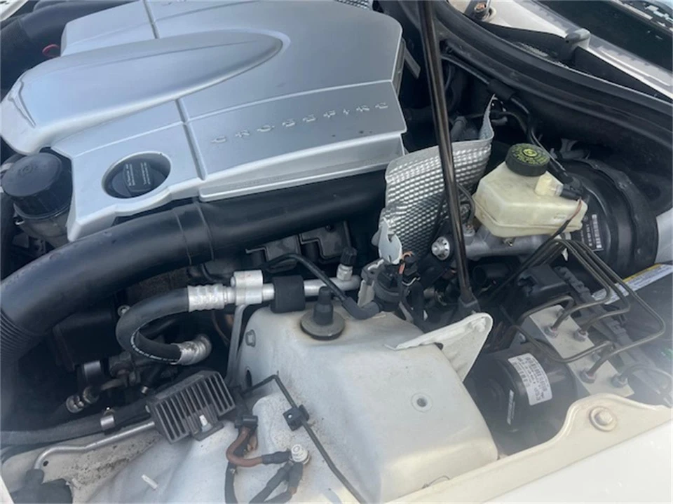 2004 Chrysler Crossfire - Image 24 of 25
