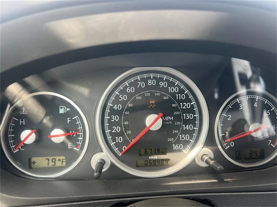 2004 Chrysler Crossfire - Image 17 of 25
