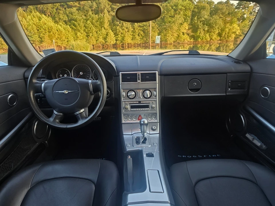 2004 Chrysler Crossfire - Image 12 of 16