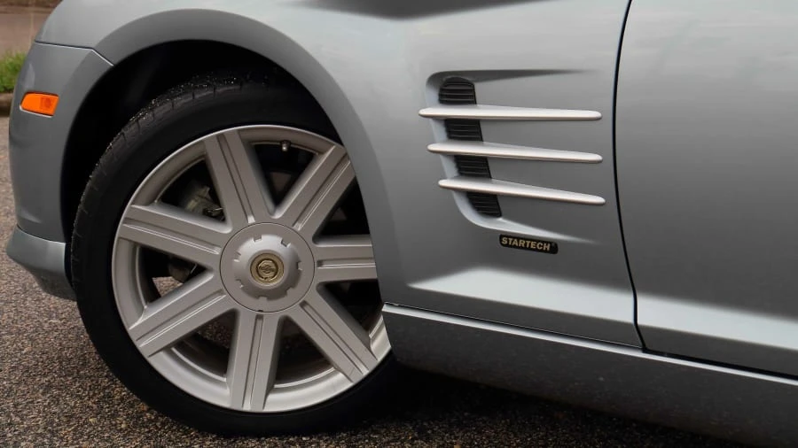 2004 Chrysler Crossfire - Image 9 of 21