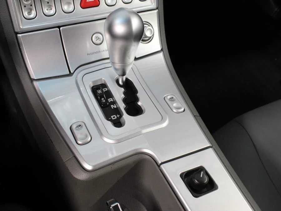 2004 Chrysler Crossfire - Image 29 of 31