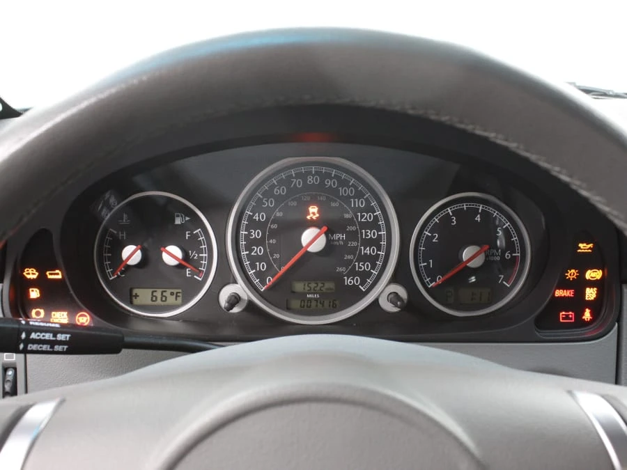 2004 Chrysler Crossfire - Image 21 of 31