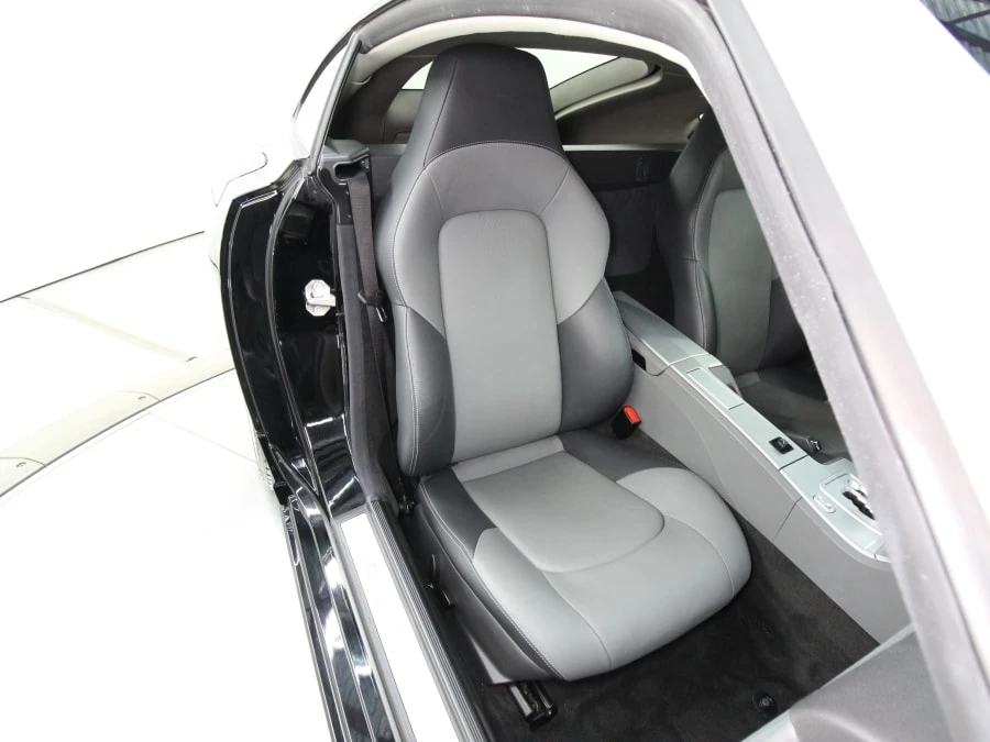 2004 Chrysler Crossfire - Image 23 of 31