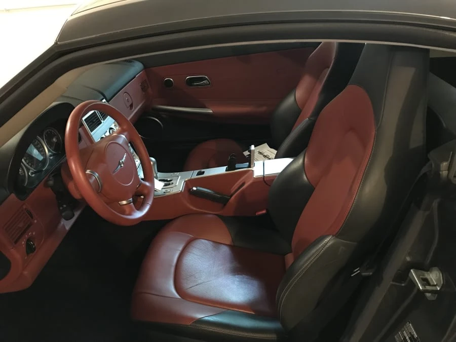 2004 Chrysler Crossfire - Image 3 of 4