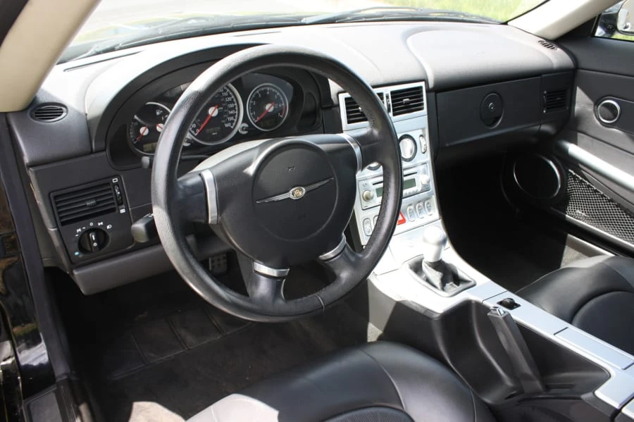 2004 Chrysler Crossfire - Image 5 of 12