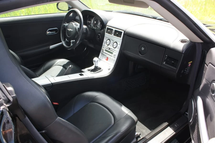 2004 Chrysler Crossfire - Image 6 of 12