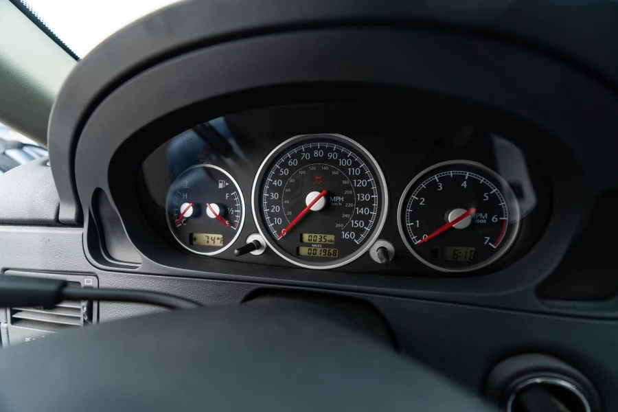 2004 Chrysler Crossfire - Image 16 of 20