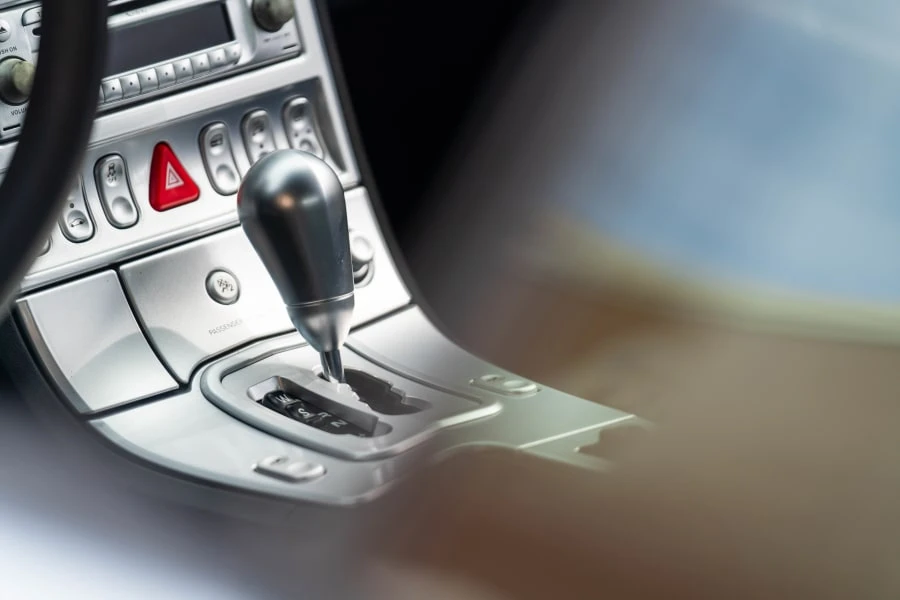 2004 Chrysler Crossfire - Image 17 of 20