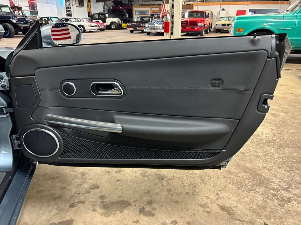 2004 Chrysler Crossfire - Image 22 of 31