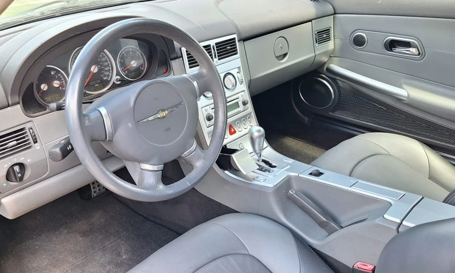 2004 Chrysler Crossfire - Image 11 of 15