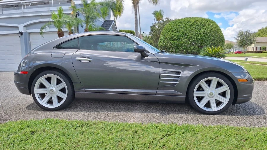 2004 Chrysler Crossfire - Image 2 of 15