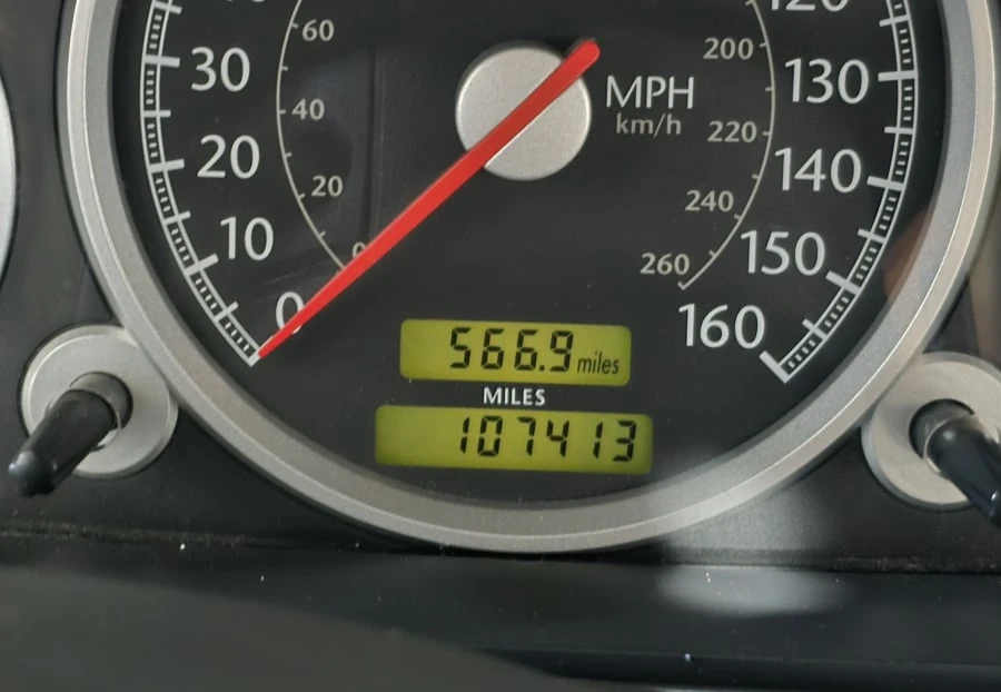 2004 Chrysler Crossfire - Image 16 of 22