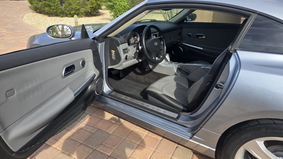 2004 Chrysler Crossfire - Image 17 of 22